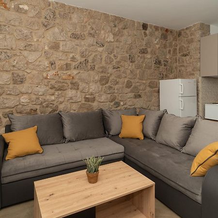 Lithos Suites Финикунда Экстерьер фото