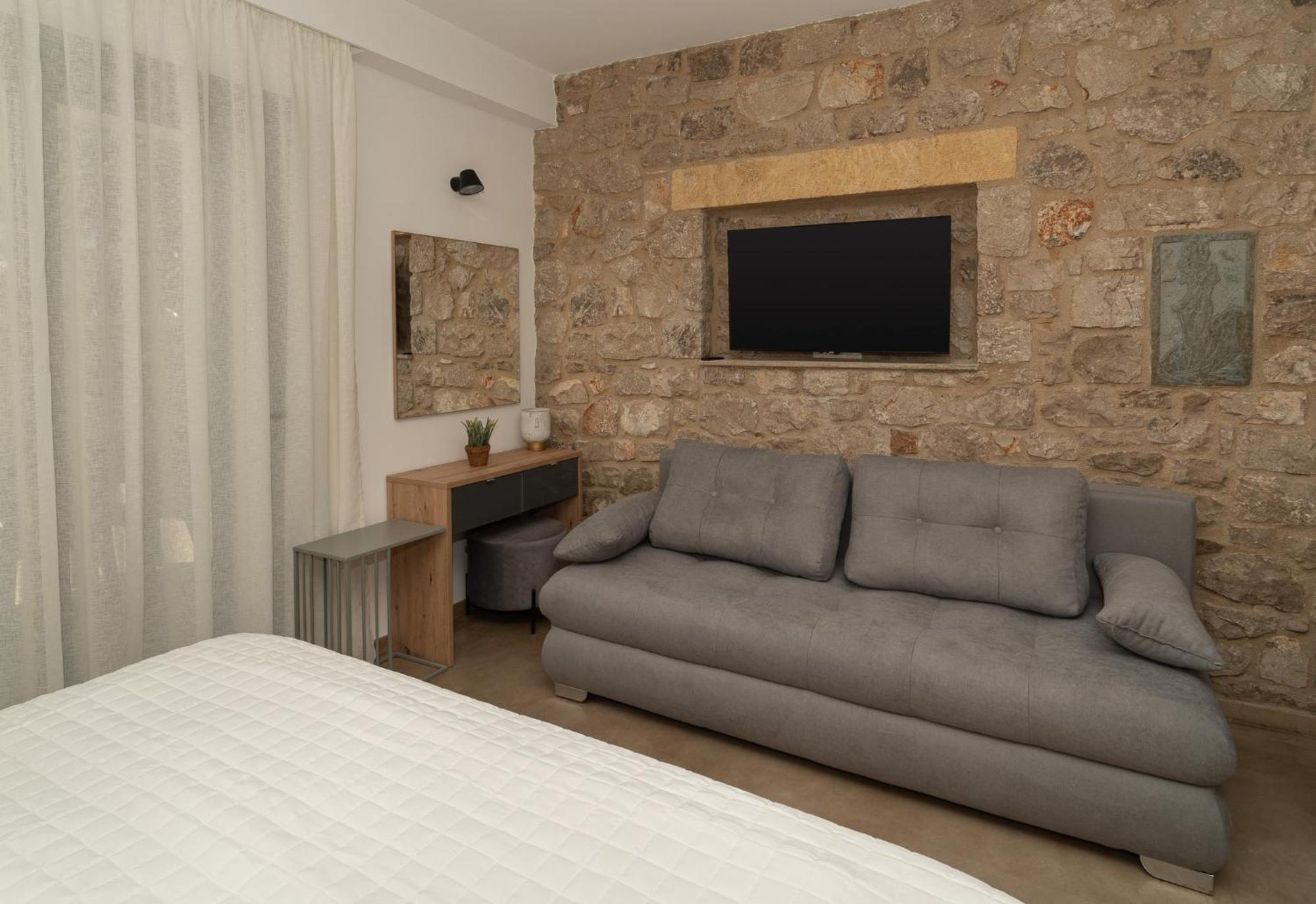 Lithos Suites Финикунда Экстерьер фото