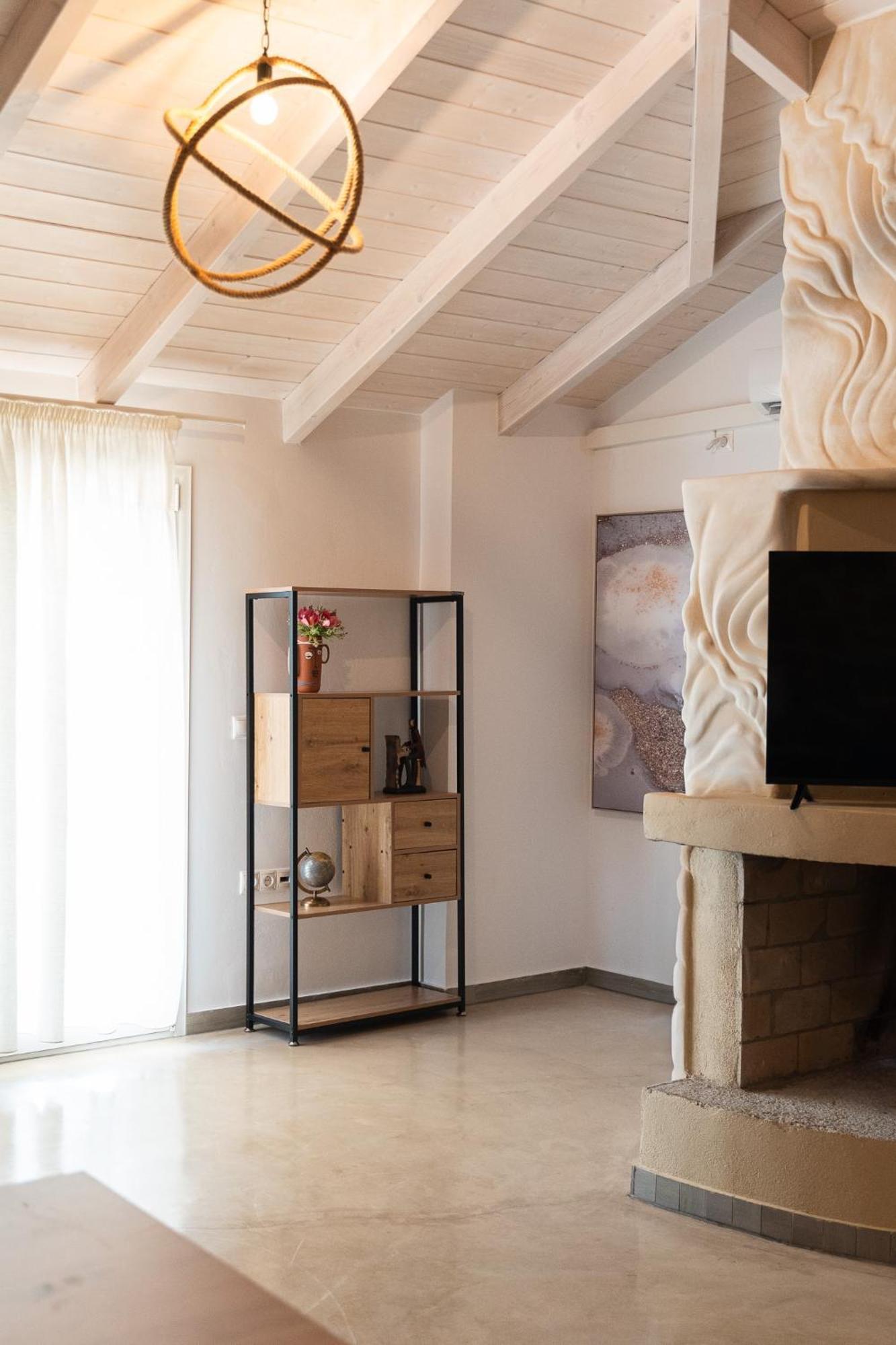 Lithos Suites Финикунда Экстерьер фото